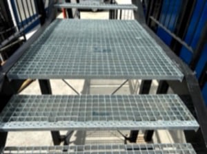 Platform Access Grating Stair Tread